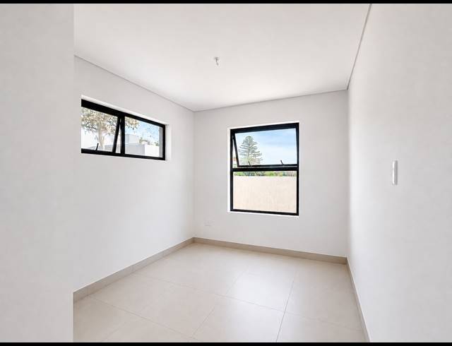 2 BEDROOM APARTMENT TO LET IN MILNERTON CENTRAL